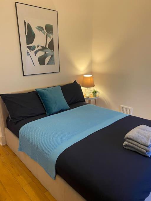 2 Bedroom Flat In Camberwell Green - Central Location With Excellent Connections To Tourist Attractions And Main London Airports Londres Exterior foto